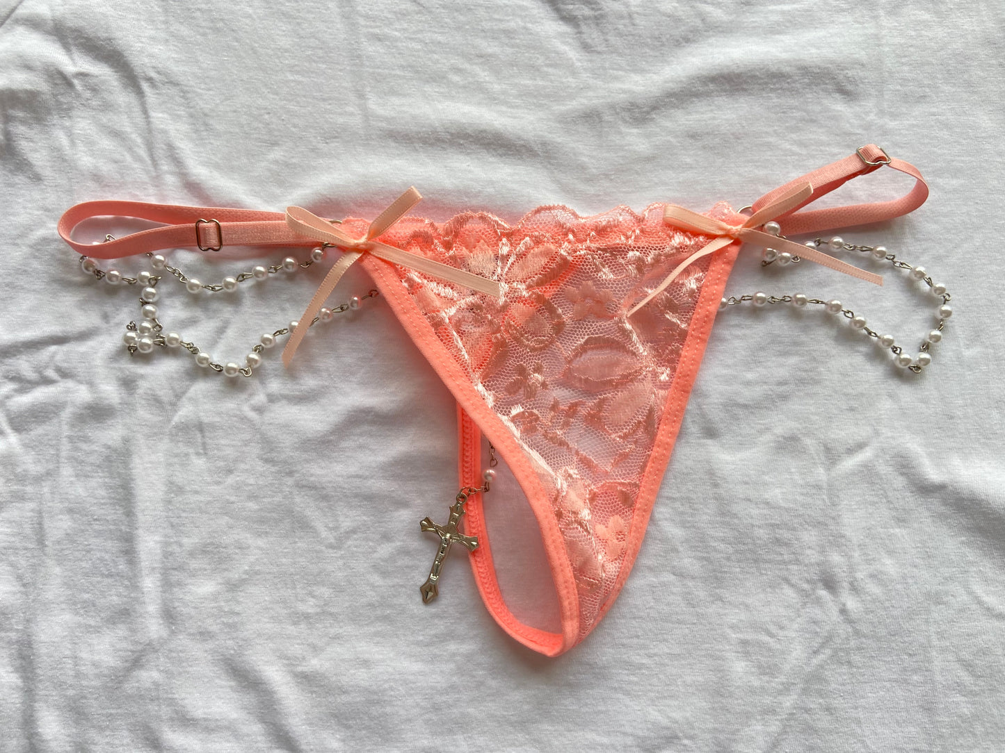 TANGA CASTIZA